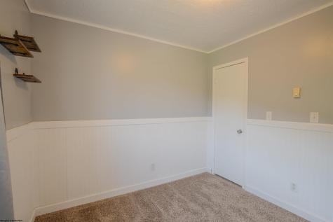 815 Laurel Drive Mannington WV 26582