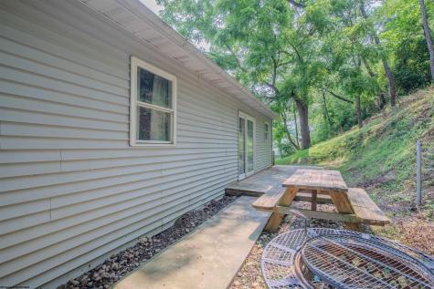 815 Laurel Drive Mannington WV 26582
