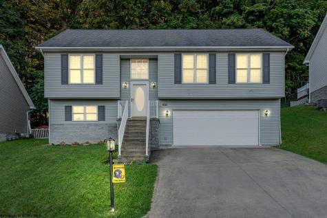 436 December Lane Morgantown WV 26508