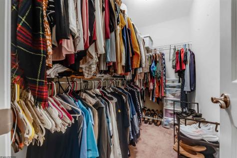 436 December Lane Morgantown WV 26508