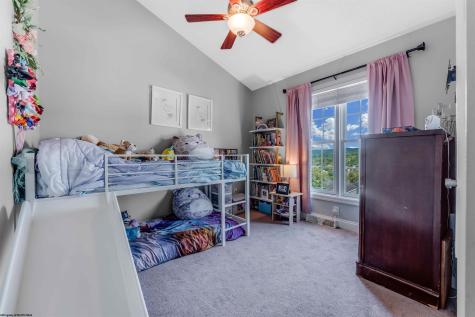 436 December Lane Morgantown WV 26508