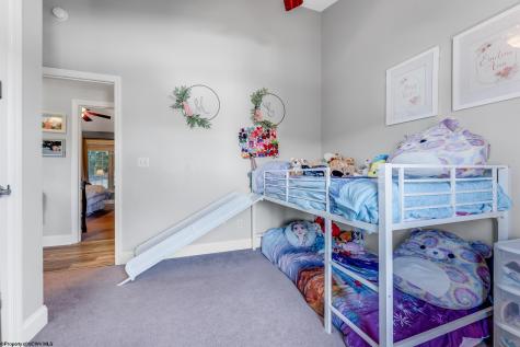 436 December Lane Morgantown WV 26508