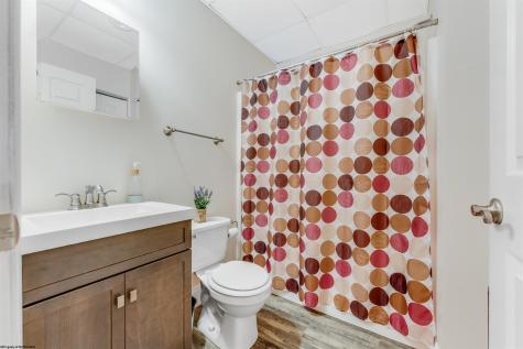 436 December Lane Morgantown WV 26508