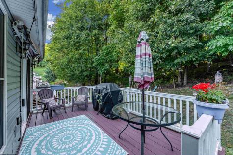 436 December Lane Morgantown WV 26508