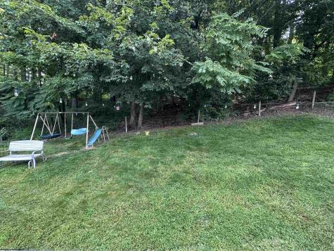 436 December Lane Morgantown WV 26508