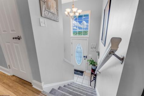 436 December Lane Morgantown WV 26508