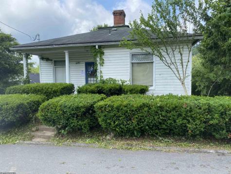 949 Washburn Street Clarksburg WV 26301