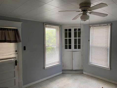 949 Washburn Street Clarksburg WV 26301