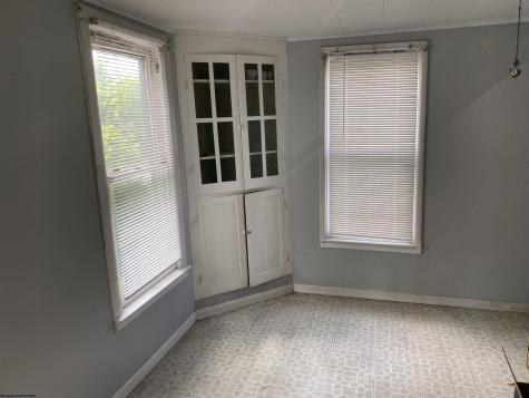 949 Washburn Street Clarksburg WV 26301