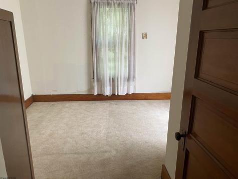 949 Washburn Street Clarksburg WV 26301