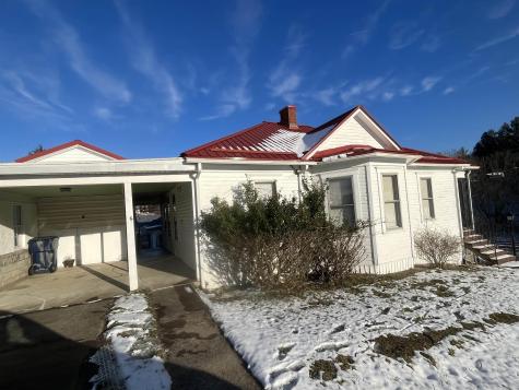 18 Walnut Street Flemington WV 26347