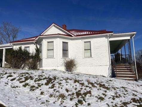 18 Walnut Street Flemington WV 26347