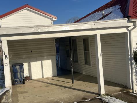 18 Walnut Street Flemington WV 26347