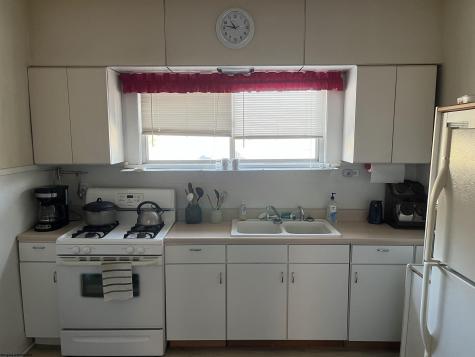 18 Walnut Street Flemington WV 26347