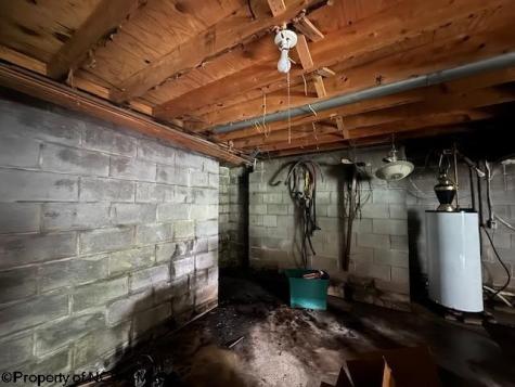 52 Howesville Drive Tunnelton WV 26444