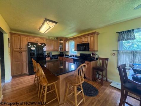 52 Howesville Drive Tunnelton WV 26444