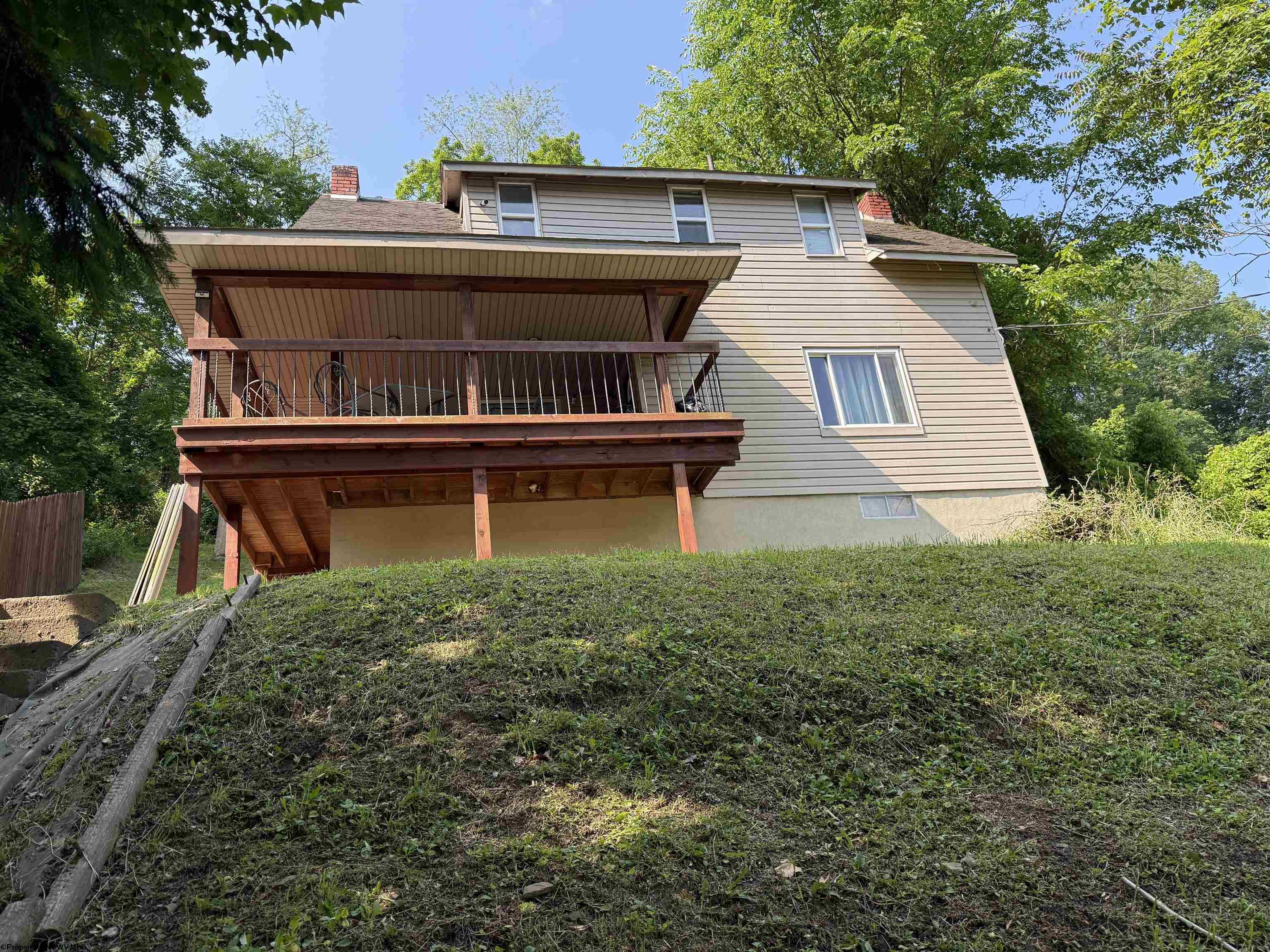 20 Hillside Drive Fairmont WV 26554