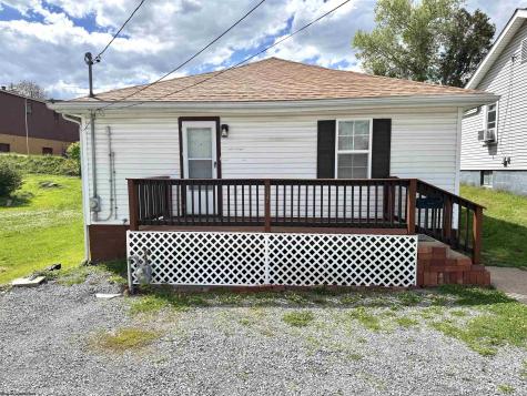 617 Virginia Avenue Fairmont WV 26554