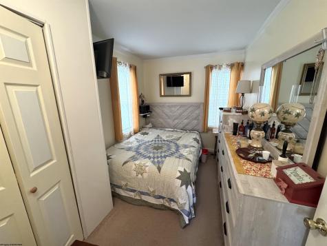 617 Virginia Avenue Fairmont WV 26554
