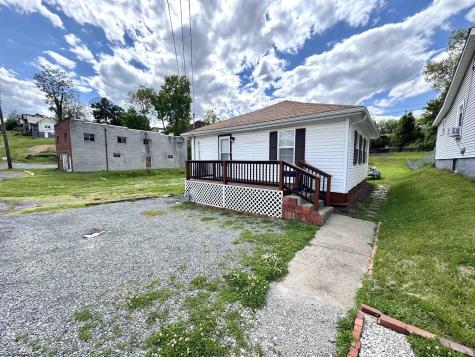 617 Virginia Avenue Fairmont WV 26554