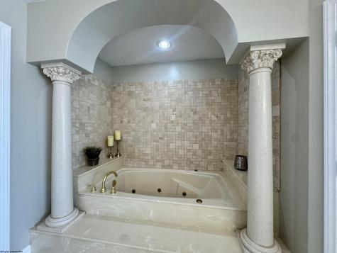 7317 Scottsdale Road Fairmont WV 26554