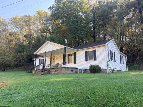 104 Layton Drive Clarksburg WV 26301