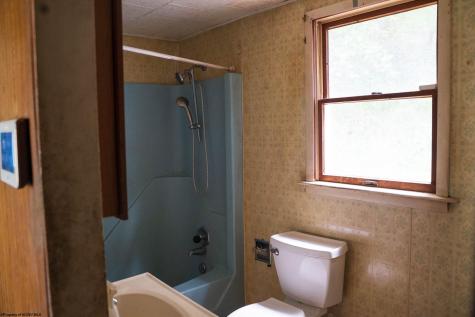 104 Layton Drive Clarksburg WV 26301