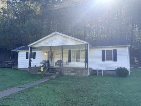 104 Layton Drive Clarksburg WV 26301