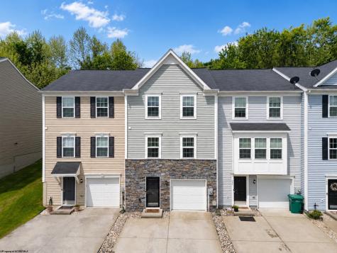 205 Queensbury Court Fairmont WV 26554