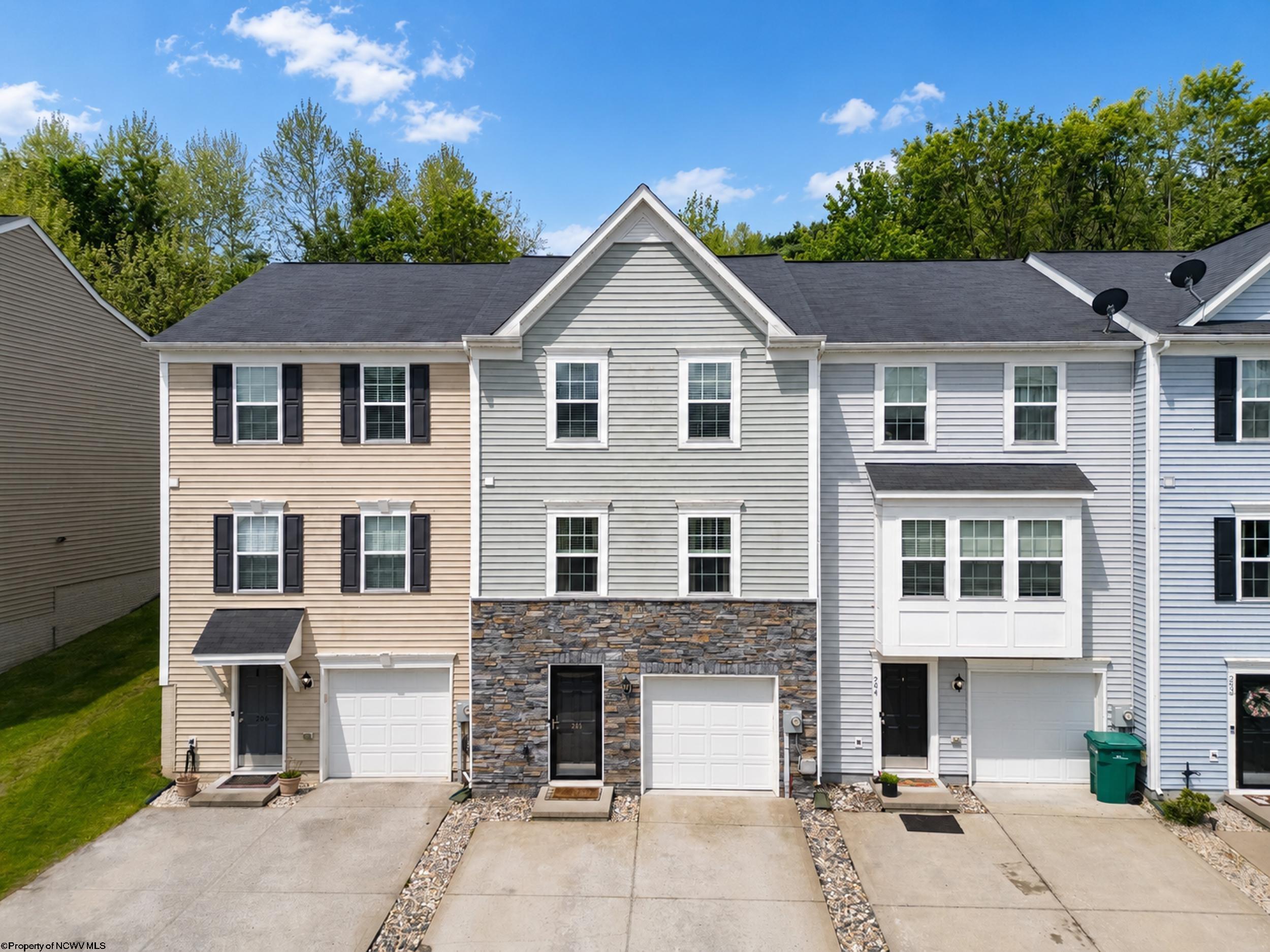 205 Queensbury Court Fairmont WV 26554