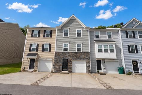 205 Queensbury Court Fairmont WV 26554