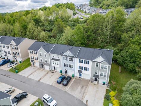 205 Queensbury Court Fairmont WV 26554