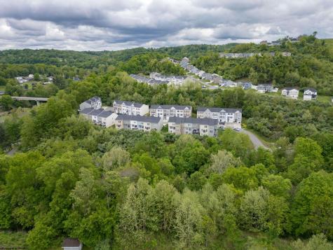 205 Queensbury Court Fairmont WV 26554