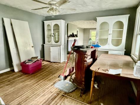 1225 Greenbrier Road Fairmont WV 26554