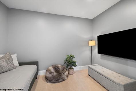 2009 Ices Ferry Drive Morgantown WV 26508