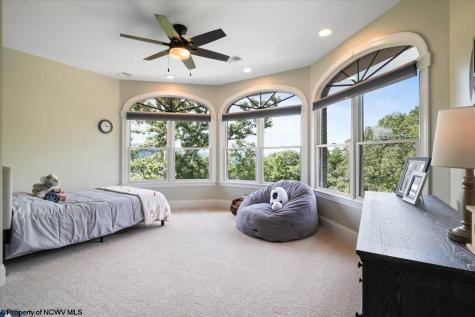 2009 Ices Ferry Drive Morgantown WV 26508