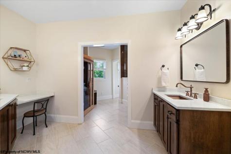 2009 Ices Ferry Drive Morgantown WV 26508