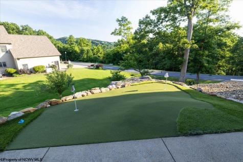 2009 Ices Ferry Drive Morgantown WV 26508