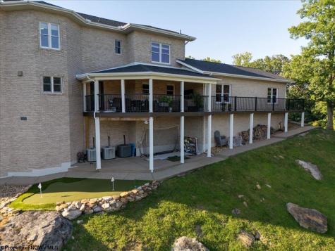 2009 Ices Ferry Drive Morgantown WV 26508
