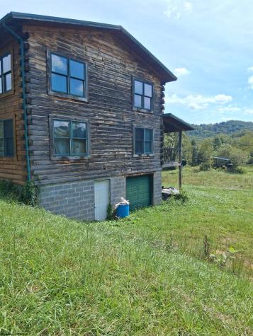 6047 Russett Road Normantown WV 25267