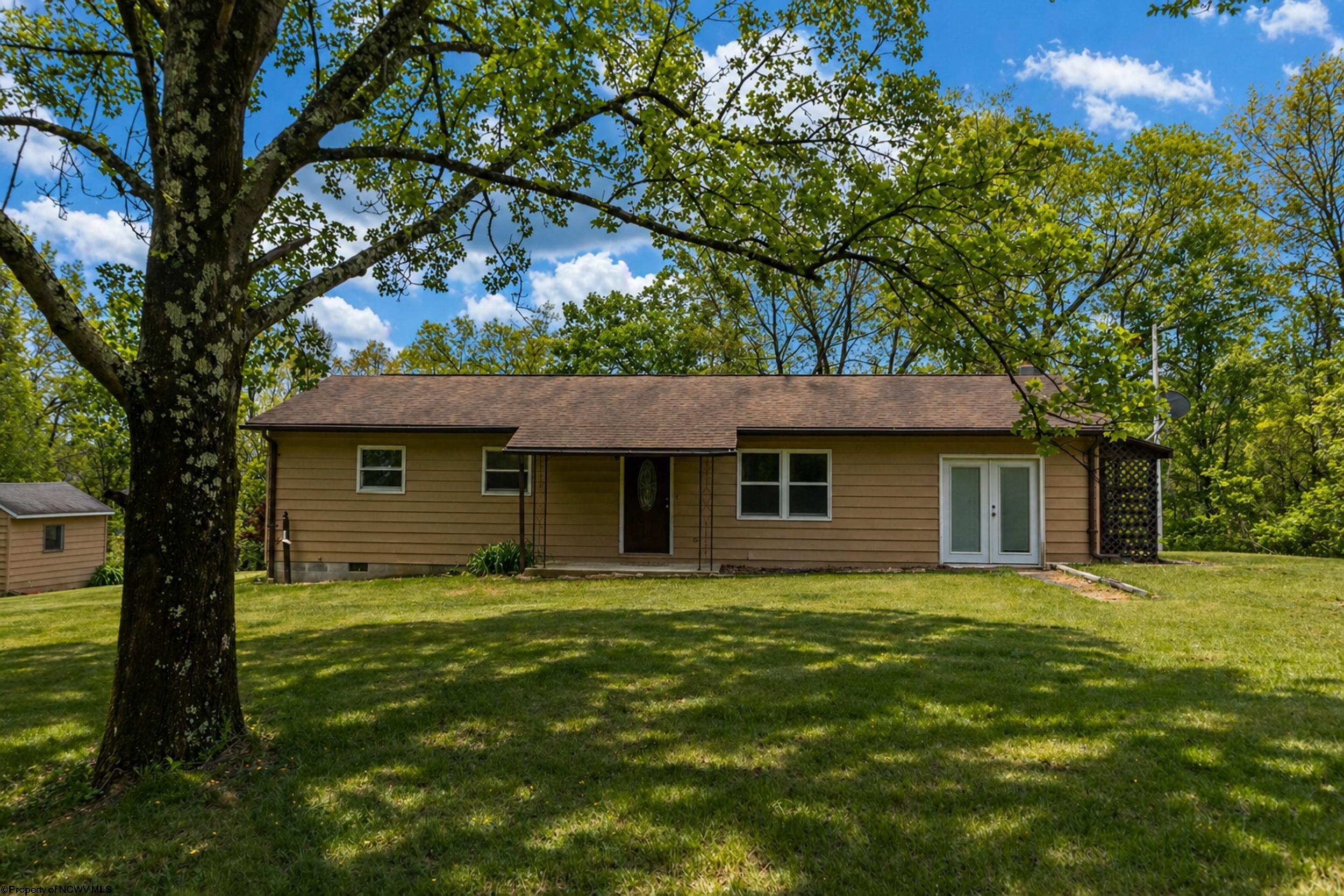 150 Turkey Foot Hill Drive Clarksburg WV 26301