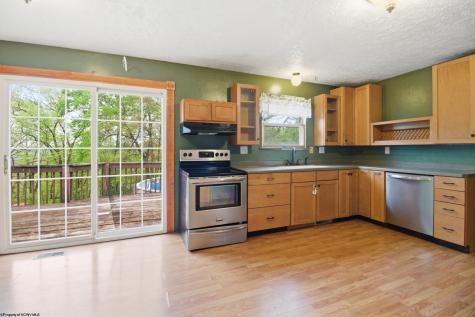 150 Turkey Foot Hill Drive Clarksburg WV 26301