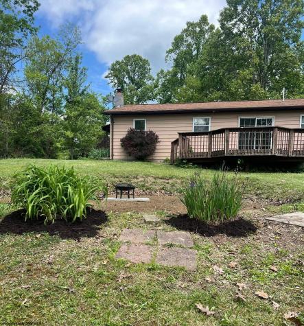 150 Turkey Foot Hill Drive Clarksburg WV 26301