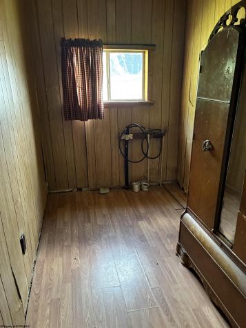 37 Trenton Street Farmington WV 26571