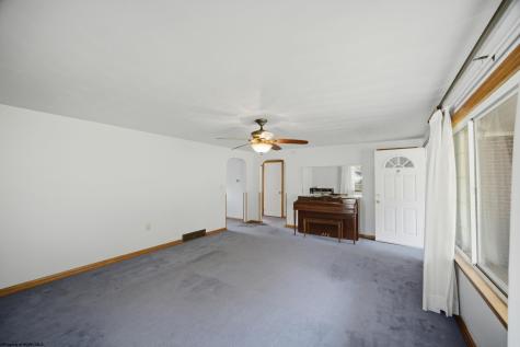 209 Paula Boulevard Clarksburg WV 26301