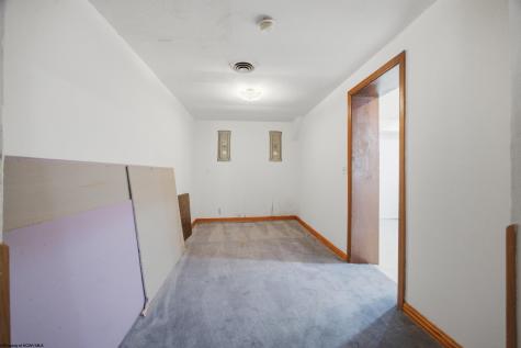 209 Paula Boulevard Clarksburg WV 26301