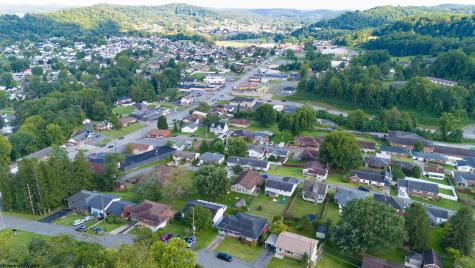 209 Paula Boulevard Clarksburg WV 26301