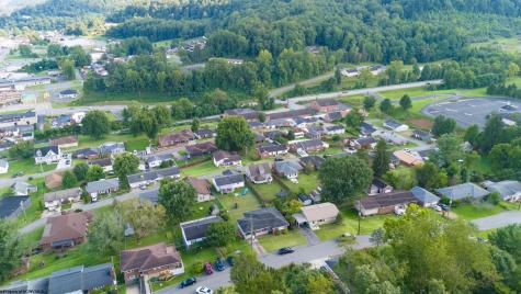 209 Paula Boulevard Clarksburg WV 26301
