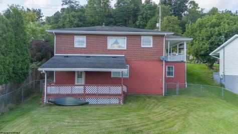 209 Paula Boulevard Clarksburg WV 26301