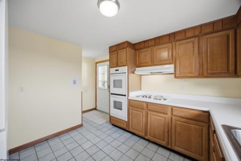 209 Paula Boulevard Clarksburg WV 26301